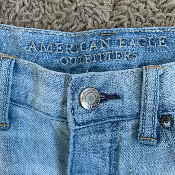 AE Hi-Rise Festival size 2 cutoff blue jean shorts - Picture 2 of 5